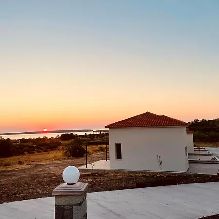 Apolithon Premium Houses Sigrion Exterior photo