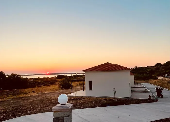 Apolithon Premium Houses